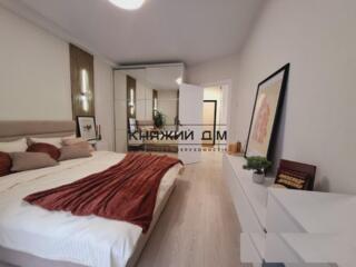 Квартира з кімнатою та кухнею студіо.Сучасний дизайнерський ремонт та 