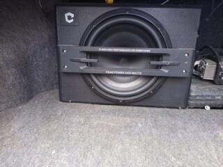 Продам сабвуфер