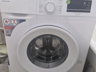 Стиральная машина Kraft 7кг. На гарантии ещё больше 1год.