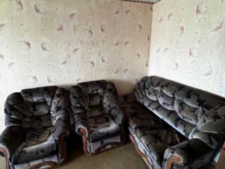 Диван и 2 кресла на продажу