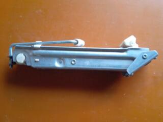 Продам домкрат автомобиля BMW. Заводской, оригинал