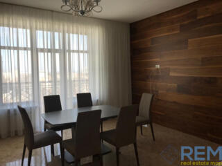 3-к. квартира с ремонтом Французский / Итальянский б, Дома Каркашадзе