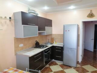 Сдам 1 комнатную квартиру А. Вадатурского(Малиновского)/Рекордная