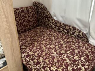 Продам угловой диван и раскладной полуторный