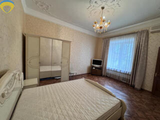 Продам 2 комнатную квартиру в на ул. Пушкинской.