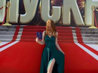 ВЫПУСКНОЕ ПЛАТЬЕ И ТУФЛИ