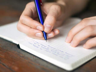 Пишу конспекты от руки (рукописный текст)