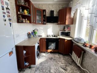 Продается 3-шка возле м-на «Комета»