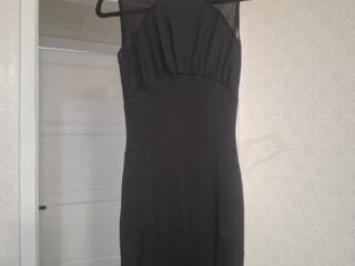 Продаю вечернее платье в пол.