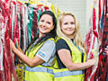 Работа в Польше на складе одежды Зара и НМ. Работа не сложная.
