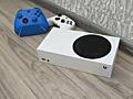 Xbox series S 512gb white 2 геймпада