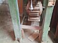 Продаю эл. распиловочный станок, окна деревянные, панели от шкафов.