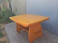 Продам столик