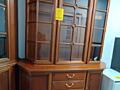 Комод+ витрина. Массив дуба. Б. У. Доставляем по Приднестровью.