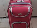 Красный чемодан на 2-х колесиках, размер S