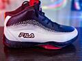 Продаю легендарные кроссовки от FILA