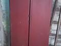 Продам двойной железный Шкаф не тяжёлый в хорошем состоянии