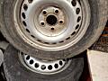 Vind 2 Roti T4 205 65 r15c.... la pret de 950 lei pe 2 roti
