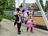 Mickey si Minnie Mouse in Moldova / costume roz / Микки & Минни Маус