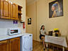 Молодежный хостел в центре Киева М. Золотые ворота Свежие фотографии