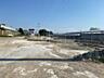 Se vinde teren pentru construcție cu uzina de beton în Durlești. ...