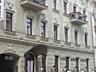 Предлагается к продаже многокомнатная квартира в самом сердце Одессы .