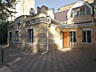 Дом расположен на Французском бульваре внутри двора 3.66 соток. ...