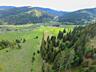 Teren la varf de munte in Bucovina