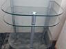 Продается стеклянная тумба под телевизор.