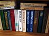 Продам художественную лит-ру, словари, справочники. Обмен на продукты