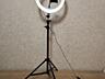 Продам "новая селфи лампа", есть несколько регулируемых цветов