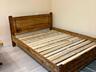 Кровать из натурального дерева