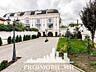 ​ Vă propunem spre chirie acest townhouse amplasat în sect. ...