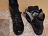 Продаю женские ботинки.
