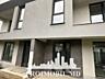 Vă propunem spre vânzare acest duplex în 2 nivele, amplasat în sect. .