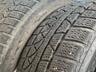 Продам пару зимних шин 215/55R17