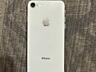 Продам IPhone 8 - 64gb White