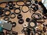 Продаю запчасти от ВАЗ 2106 колектор; гильзы жигули; пальцы шатунные