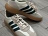 Продам кроссовки Adidas Barreda