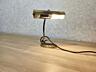 Продается отличная металлическая золотистая прикроватная лампочка