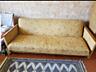Срочно продам два дивана.  