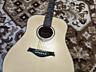Продам гитару с чехлом, торг!