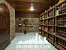 Vă propunem spre vânzare această casăcu 2 nivele, sect. Centru, str. .