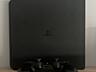 Продам PlayStation 4 slim + 5 дисков в подарок