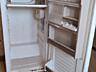 Продам холодильник 200 р. Рабочий