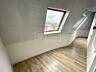 Spre vânzare apartament cu o odaie și living amplasat în sect. Poșta .