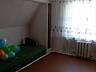 Продам дом в 10 минутах от центра города. Два этажа, 6 комнат: три ...