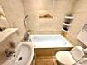 Vă propunem spre vânzare apartament la sol în două nivele cu 3 odăi ..