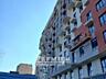 Продается светлая, просторная комнатна - студия в житловом комплексе .
