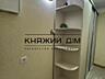 Продається простора 3-кімнатна квартира на 4-му поверсі за адресою: ..